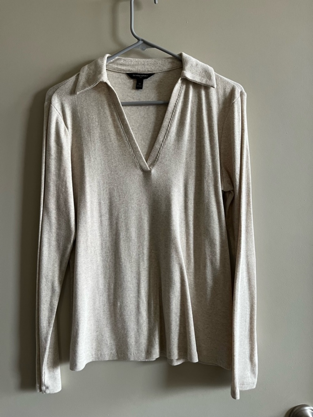 Banana Republic Ribbed Collared V-Neck Long Sleeve Top - Oatmeal